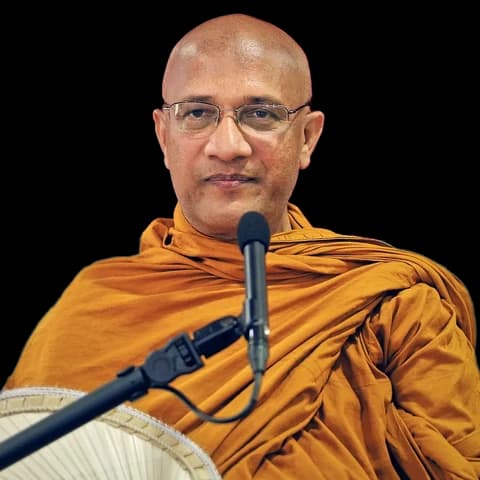පූජ්‍ය නාවලපිටියේ අරියවංශ ස්වාමීන් වහන්සේ